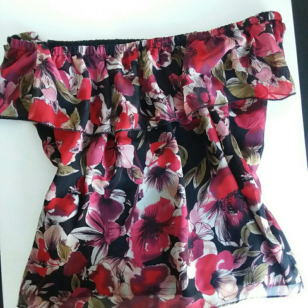 BEBE off shoulder flowered blouse